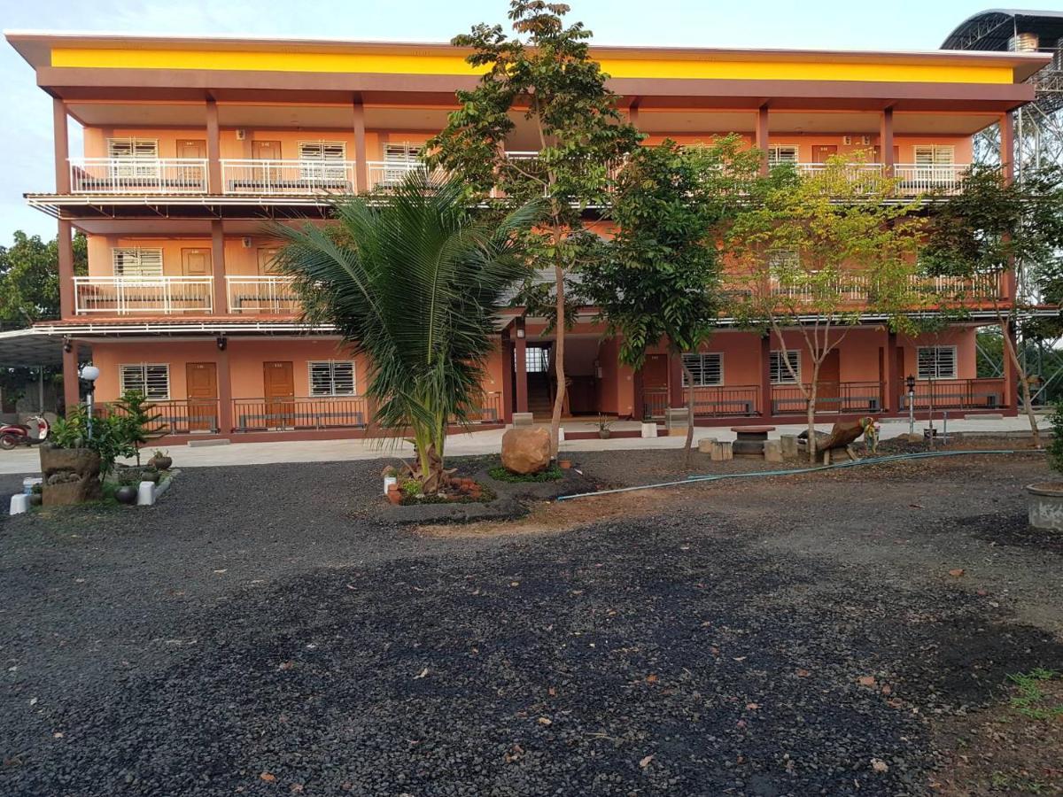 ก่อน-ใดใด อพาร์ทเม้นท์ Apartment Nong Ki Exterior photo